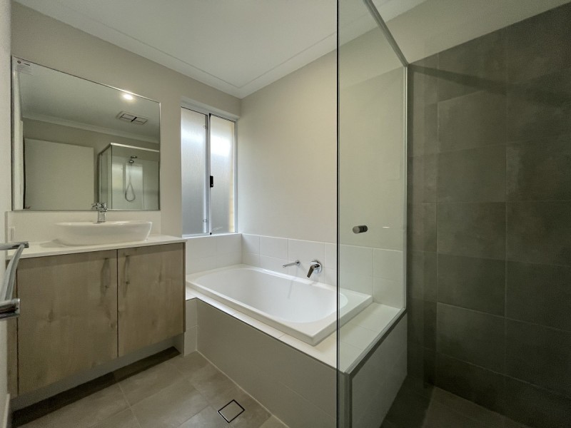 15 Moonlight Street, Madora Bay WA 6210
