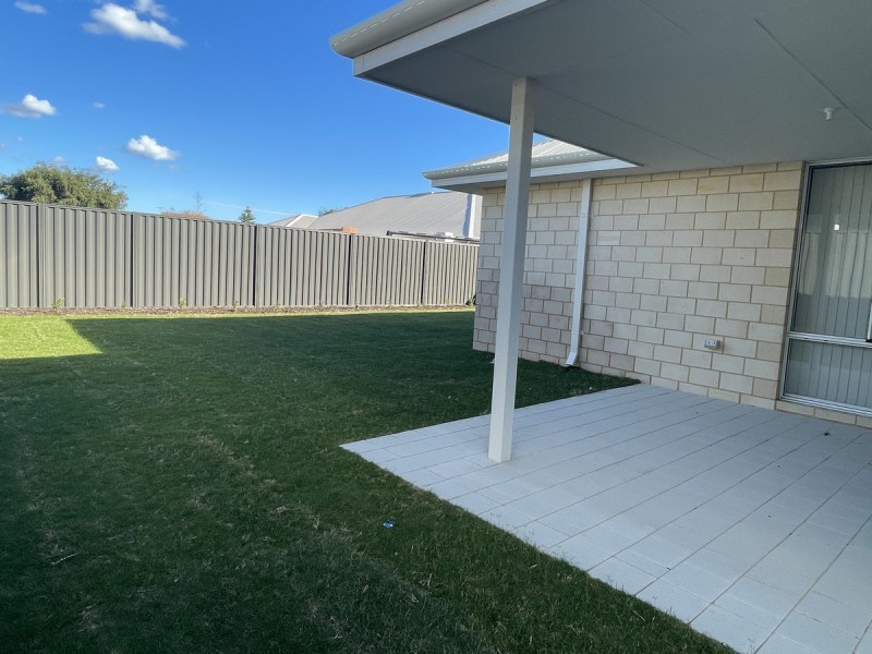 15 Moonlight Street, Madora Bay WA 6210