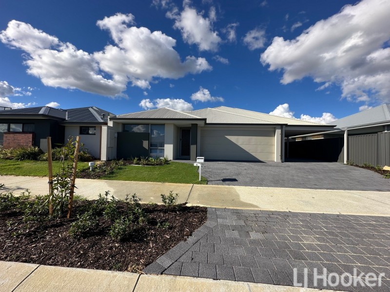 4A Nirvana Road, Lakelands WA 6180