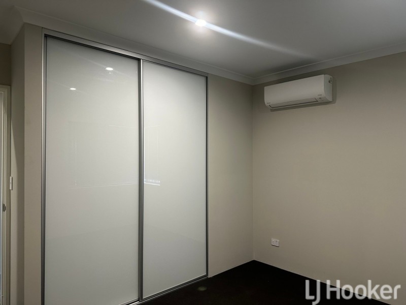 4B Nirvana Road, Lakelands WA 6180