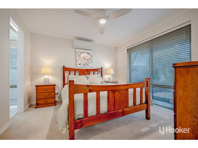 24 Sprite Place, Waikiki WA 6169