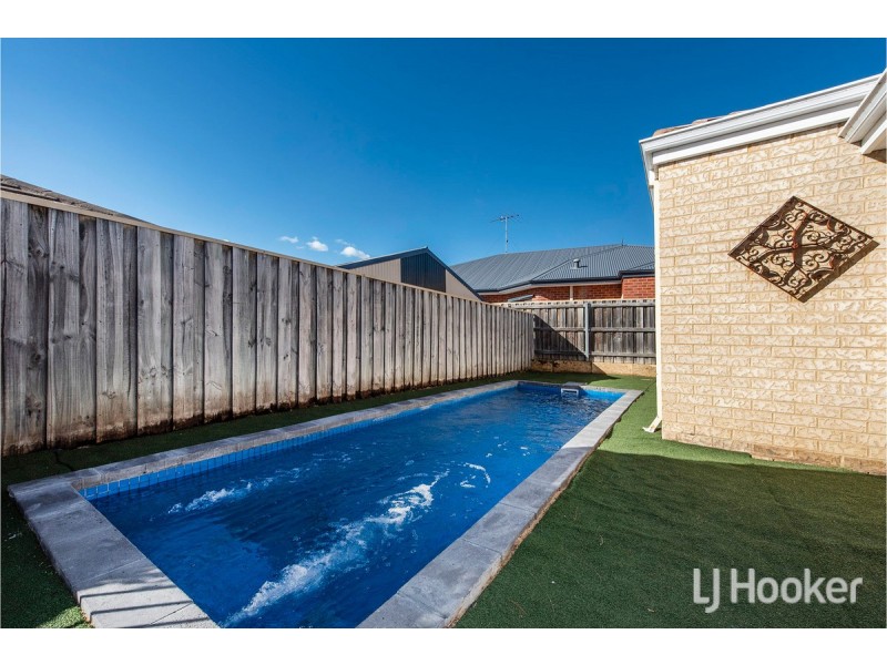 47 Carissa Turn, Halls Head WA 6210