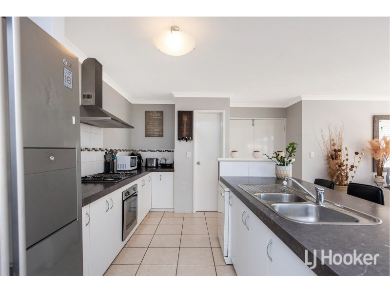 47 Carissa Turn, Halls Head WA 6210