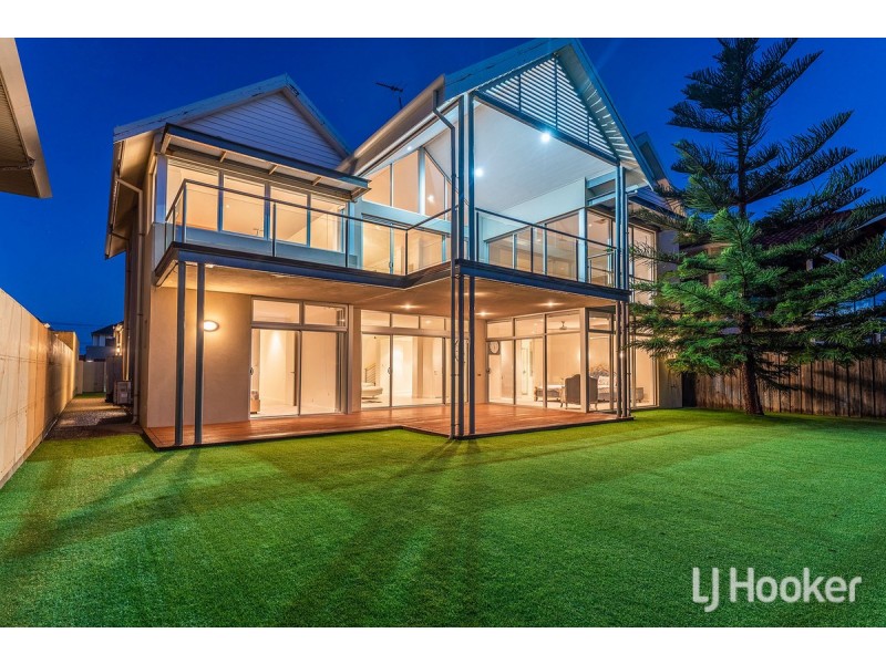 101 Boardwalk Boulevard, Halls Head WA 6210