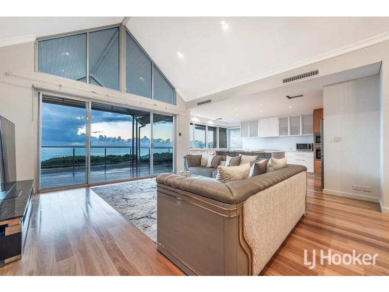 101 Boardwalk Boulevard, Halls Head WA 6210