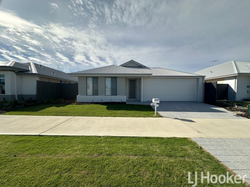 38 Huntington Street, Madora Bay WA 6210