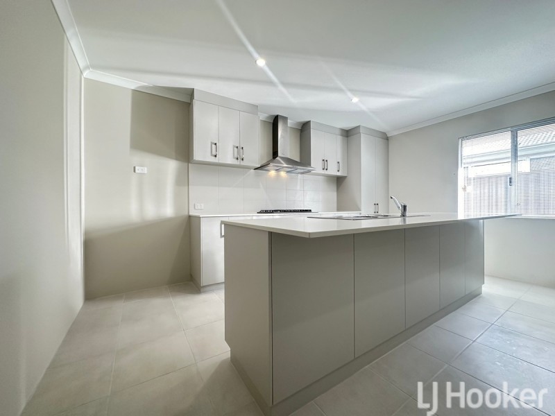 38 Huntington Street, Madora Bay WA 6210