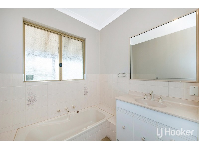 19 Maywood Way, Wannanup WA 6210
