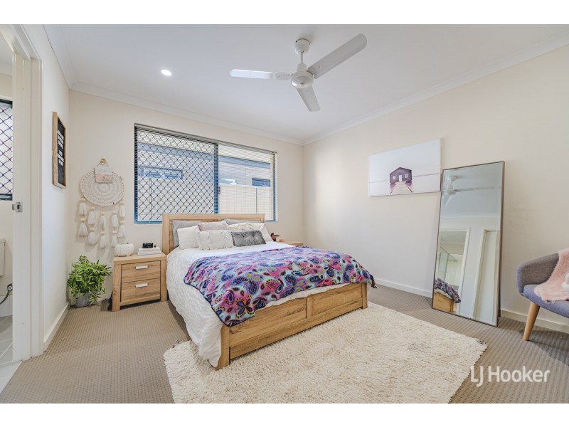 11 Sandals Way, Meadow Springs WA 6210