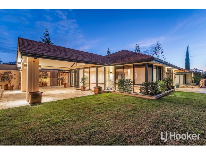 23 Batavia Avenue, Wannanup WA 6210