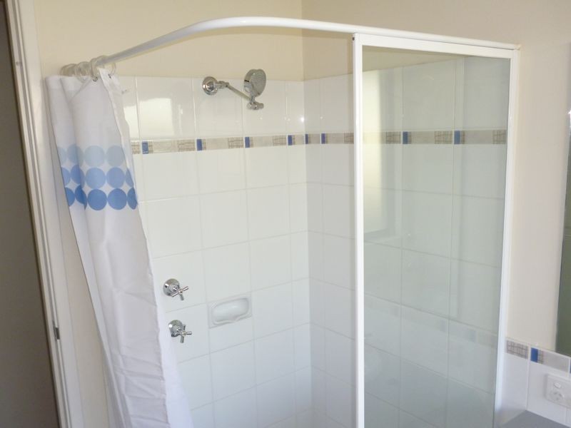 11 Myalla Pass, Lakelands WA 6180