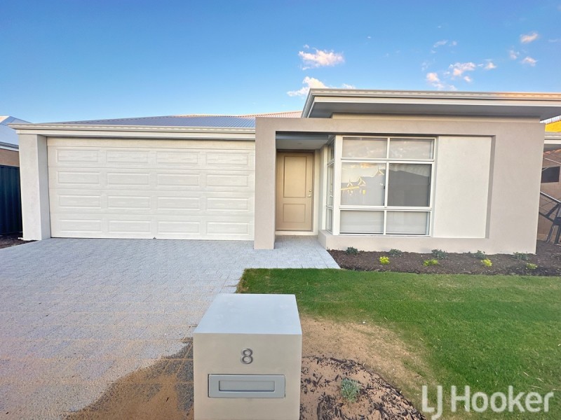 8 Cabrillo Road, Madora Bay WA 6210