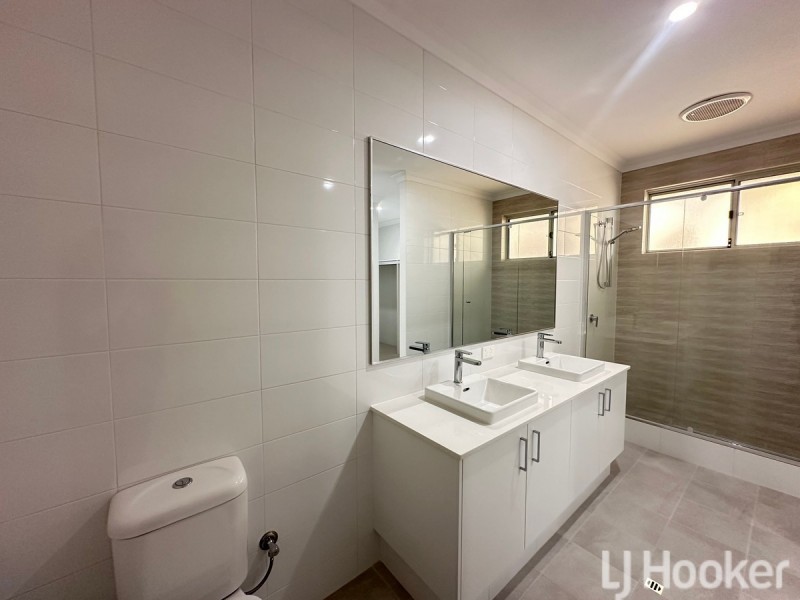 8 Cabrillo Road, Madora Bay WA 6210