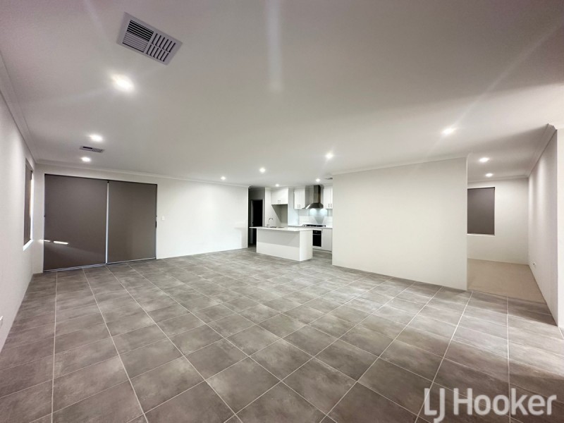 8 Cabrillo Road, Madora Bay WA 6210