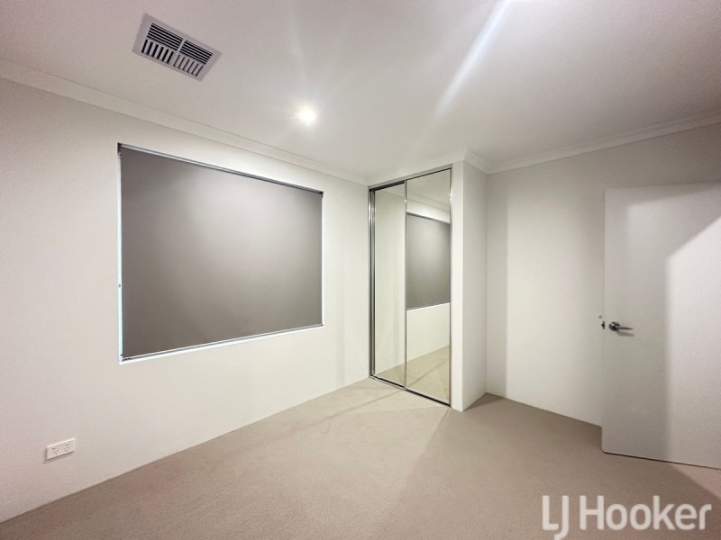 8 Cabrillo Road, Madora Bay WA 6210