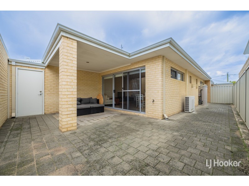 12 Day Road, Mandurah WA 6210