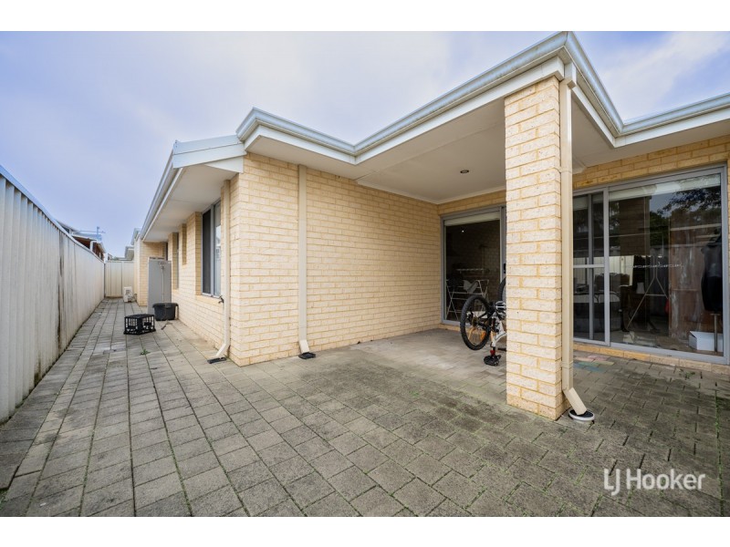 12 Day Road, Mandurah WA 6210