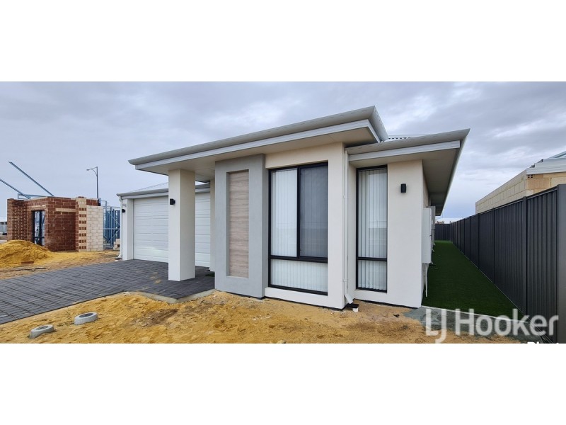 54 Huntington Street, Madora Bay WA 6210