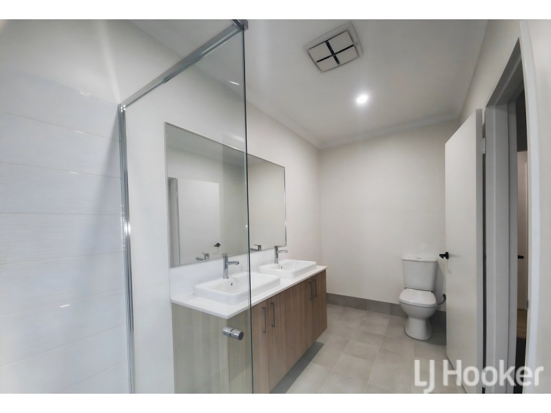 54 Huntington Street, Madora Bay WA 6210