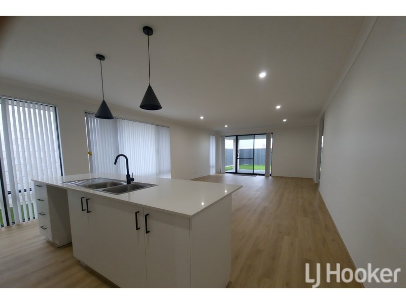 54 Huntington Street, Madora Bay WA 6210