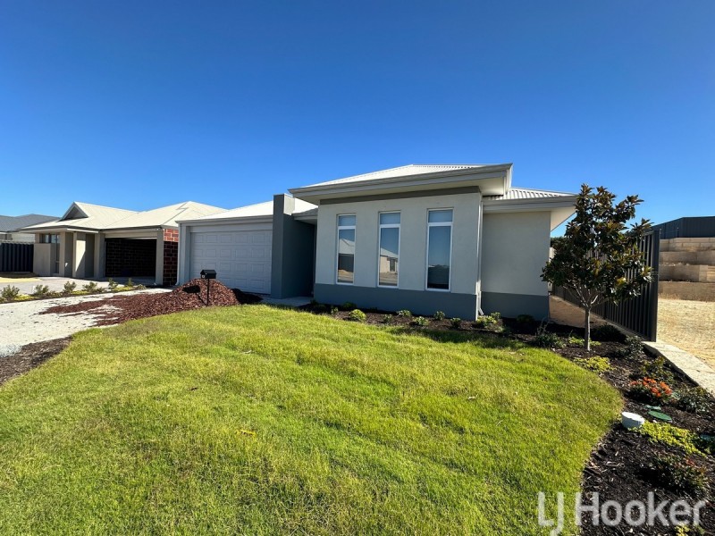 13 Lauderdale Road, Madora Bay WA 6210