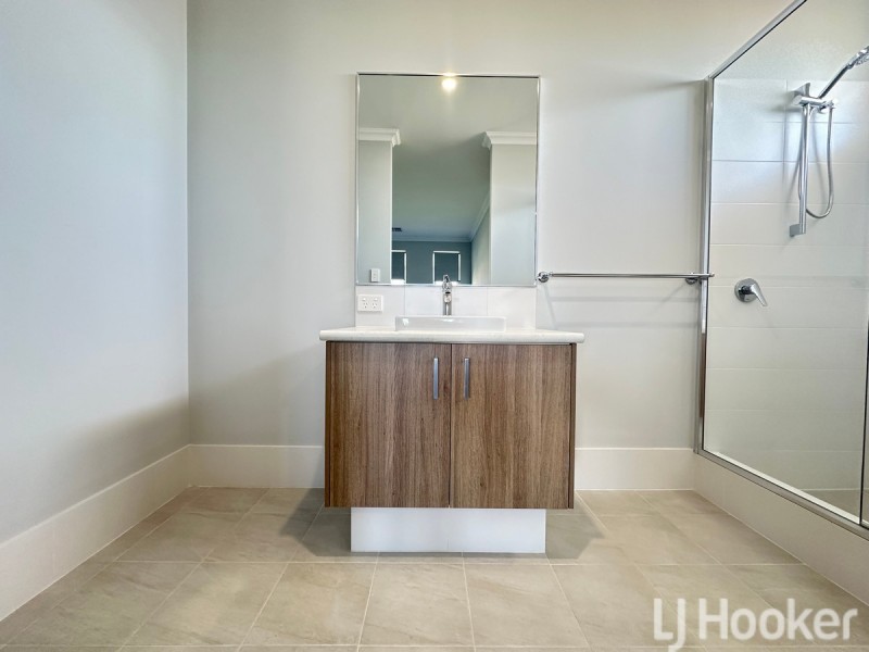 13 Lauderdale Road, Madora Bay WA 6210