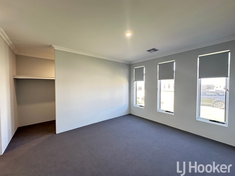 13 Lauderdale Road, Madora Bay WA 6210