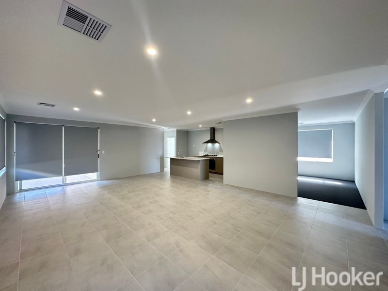 13 Lauderdale Road, Madora Bay WA 6210