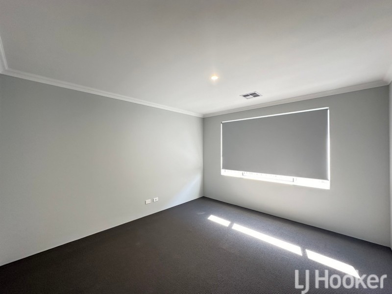 13 Lauderdale Road, Madora Bay WA 6210