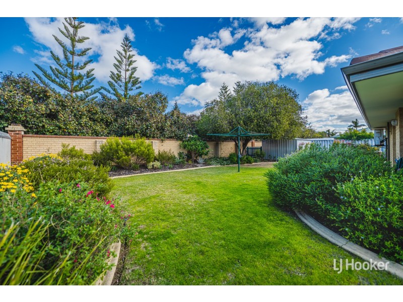 17 Lilac Green, Halls Head WA 6210