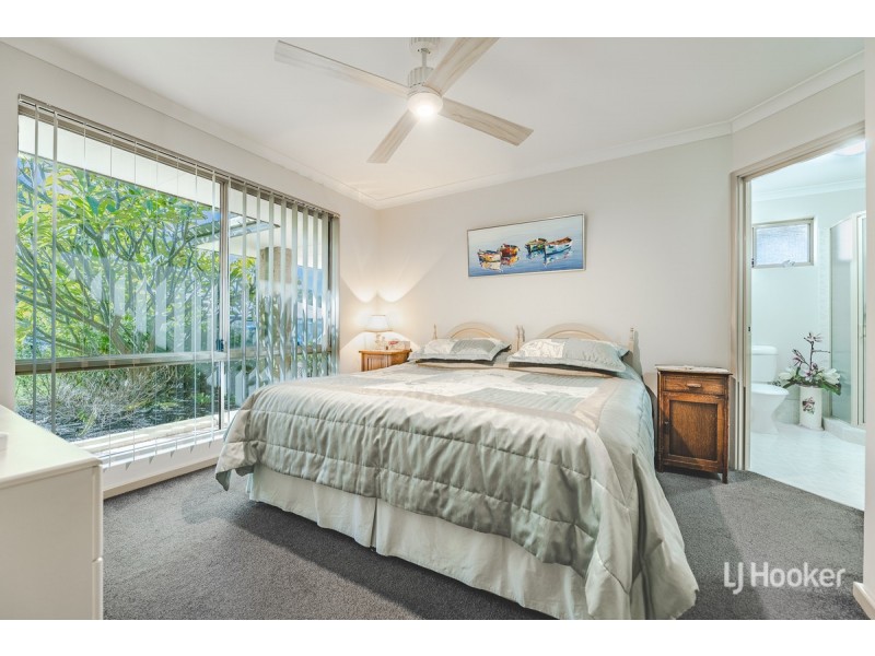 17 Lilac Green, Halls Head WA 6210