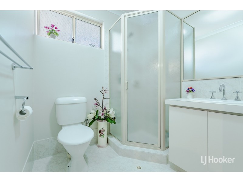 17 Lilac Green, Halls Head WA 6210