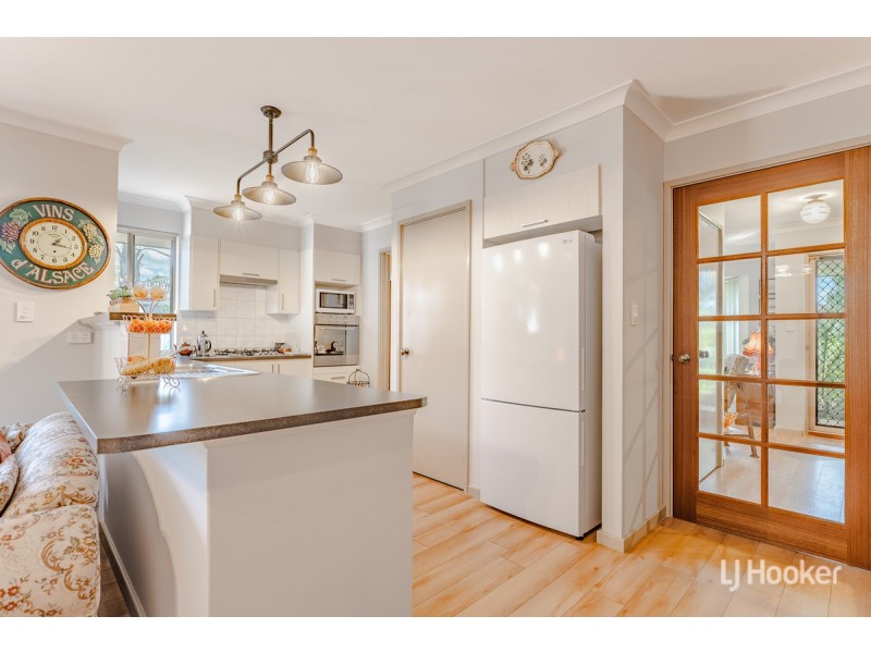 17 Lilac Green, Halls Head WA 6210