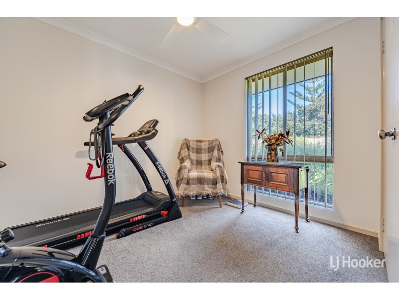 17 Lilac Green, Halls Head WA 6210