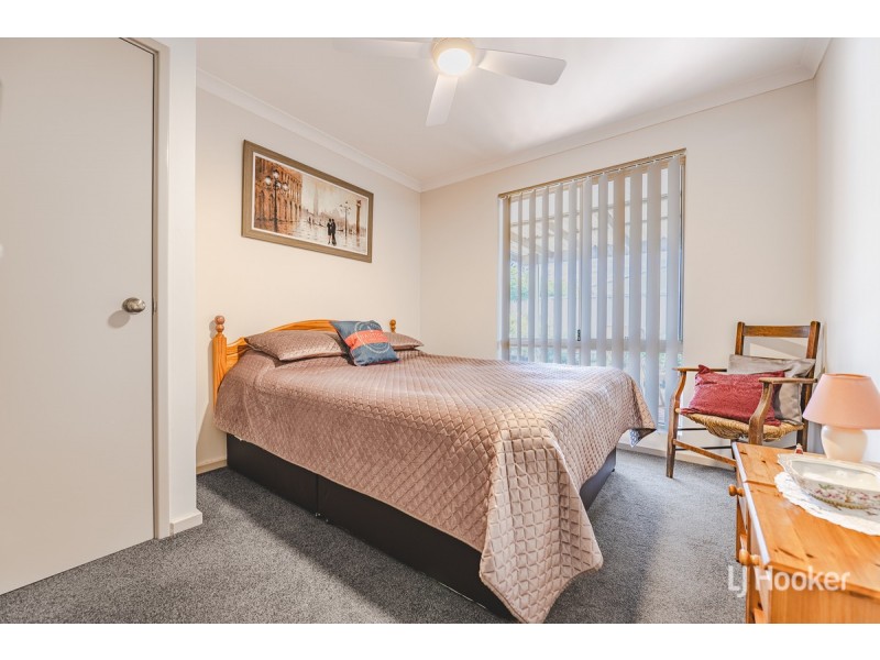 17 Lilac Green, Halls Head WA 6210