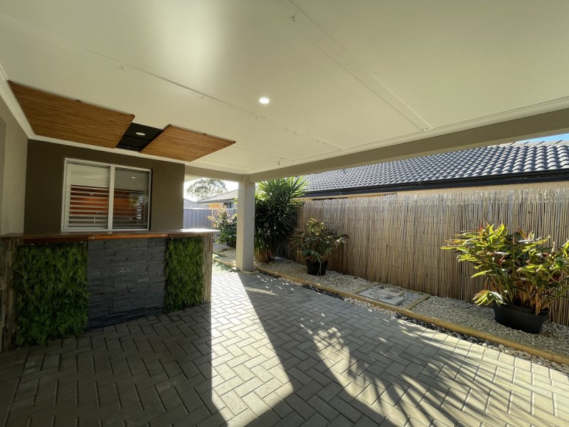 4 Yellin Way, Wannanup WA 6210