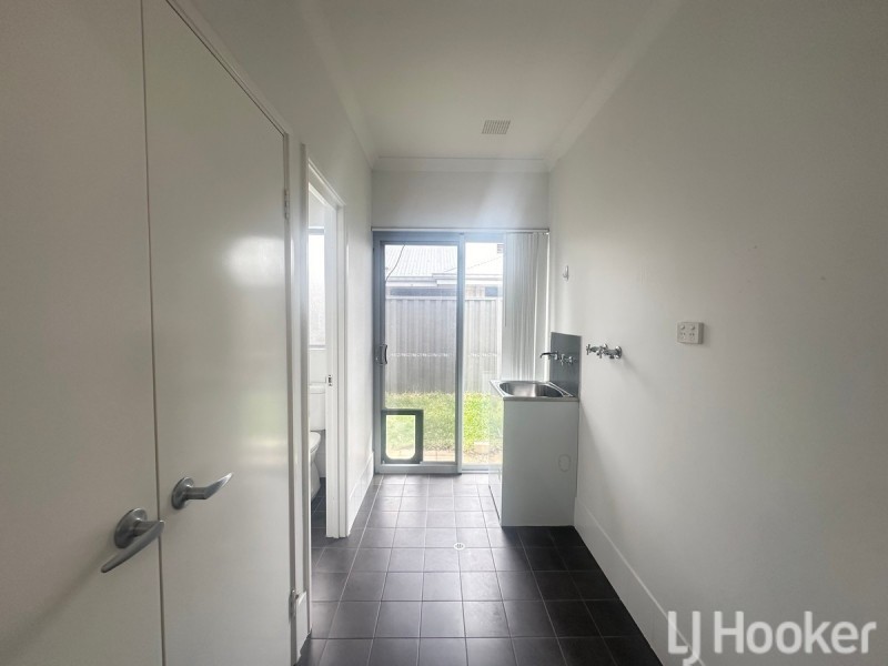34 Whimbrel Crescent, Coodanup WA 6210