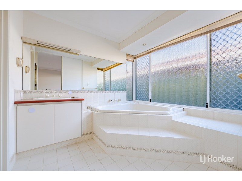 34 Federation Drive, Singleton WA 6175