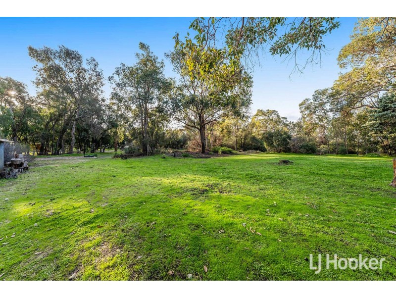 18 Crescent Drive, Bouvard WA 6211