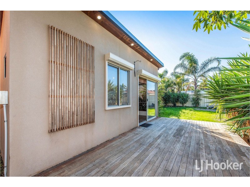 130 Challenger Avenue, Parmelia WA 6167