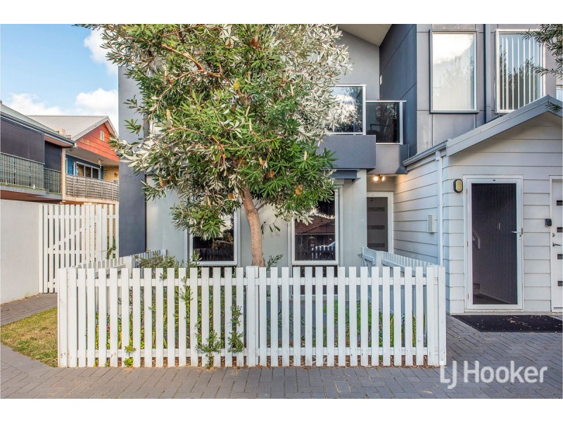 2/45 Tuckey Street, Mandurah WA 6210