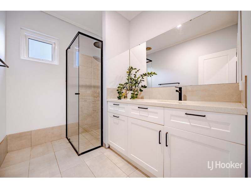23 Treasure Road, Singleton WA 6175