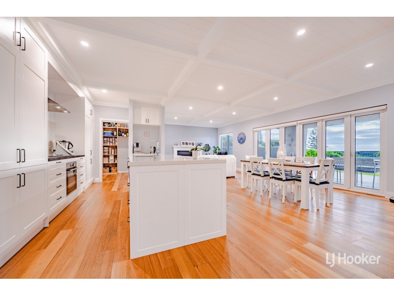 23 Treasure Road, Singleton WA 6175