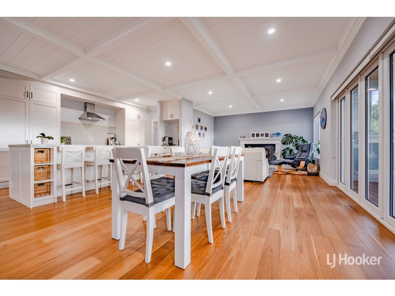 23 Treasure Road, Singleton WA 6175