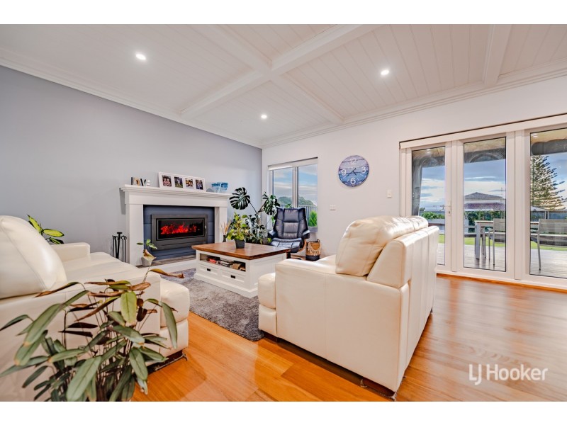 23 Treasure Road, Singleton WA 6175