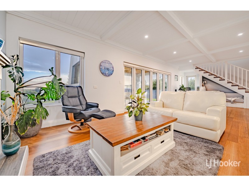 23 Treasure Road, Singleton WA 6175