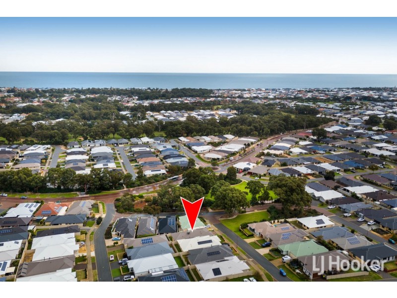 57 Pinehurst Loop, Meadow Springs WA 6210