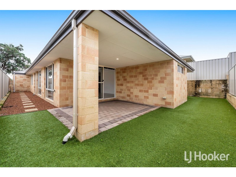 57 Pinehurst Loop, Meadow Springs WA 6210