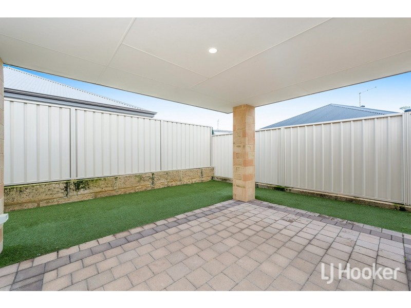 57 Pinehurst Loop, Meadow Springs WA 6210