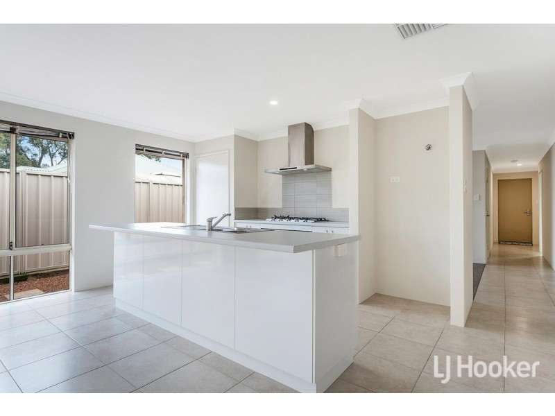 57 Pinehurst Loop, Meadow Springs WA 6210